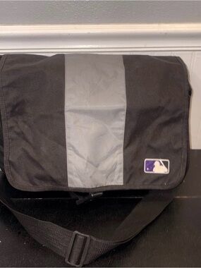 MLB Messenger Bag Black GrayMLB Messenger Bag Black Gray Stripe Adjustable Strap